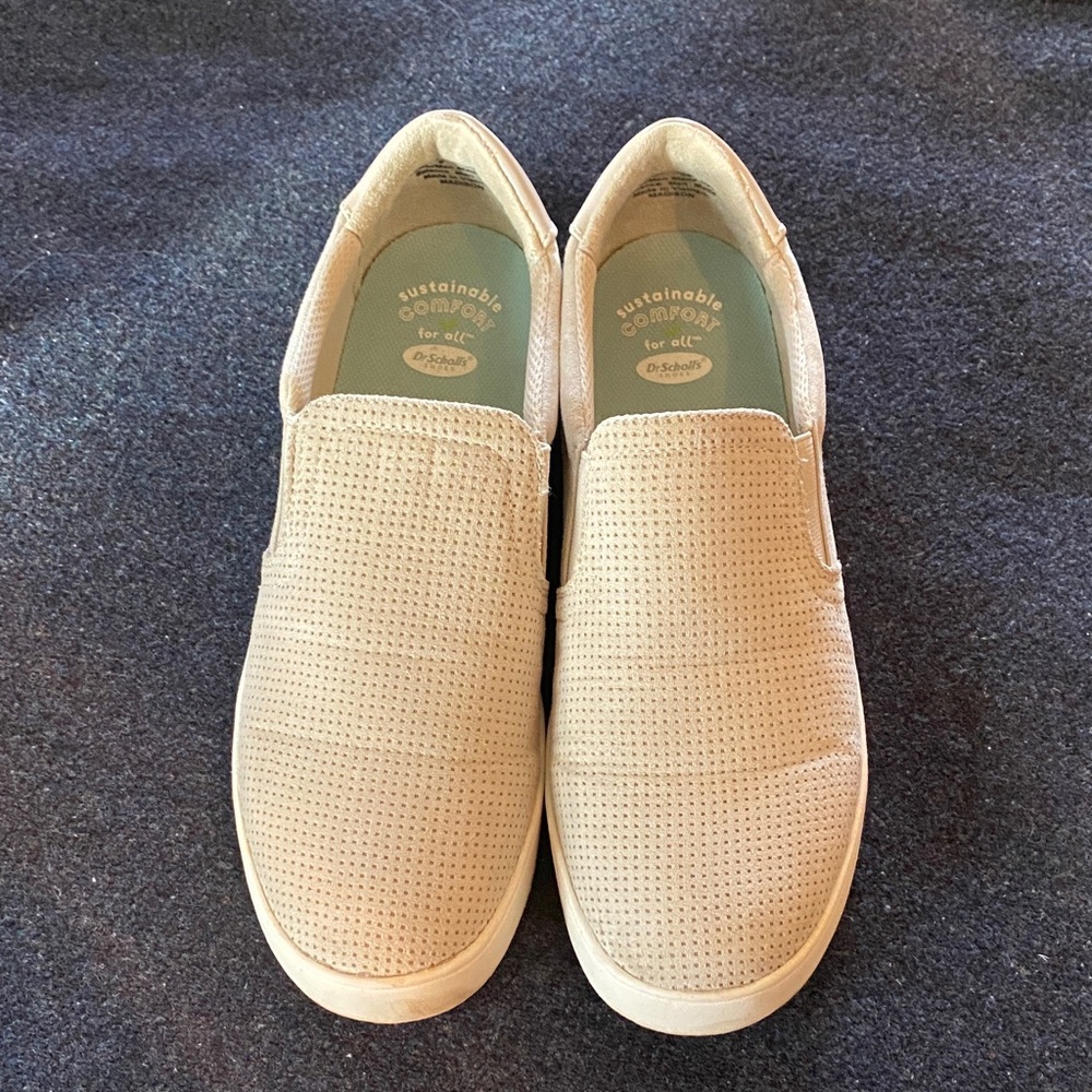Dr. Scholl’s Women’s Madison Slip-On Loafer style sneakers in cream size 8.5